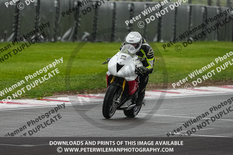 donington no limits trackday;donington park photographs;donington trackday photographs;estoril;event digital images;motorbikes;no limits;no limits trackdays;peter wileman photography;portugal;trackday;trackday digital images;trackday photos